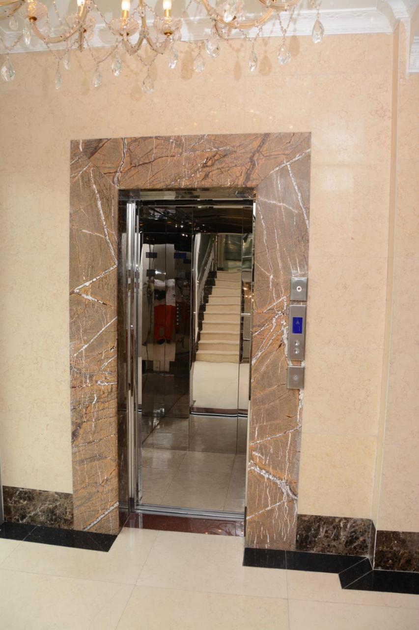 Hotel Amaritsah Brazzaville Ngoại thất bức ảnh