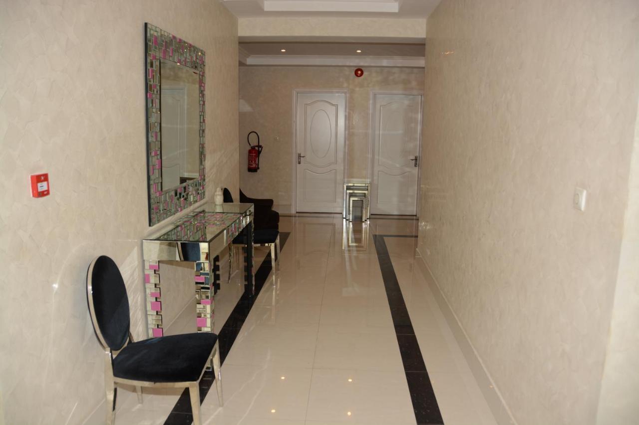 Hotel Amaritsah Brazzaville Ngoại thất bức ảnh
