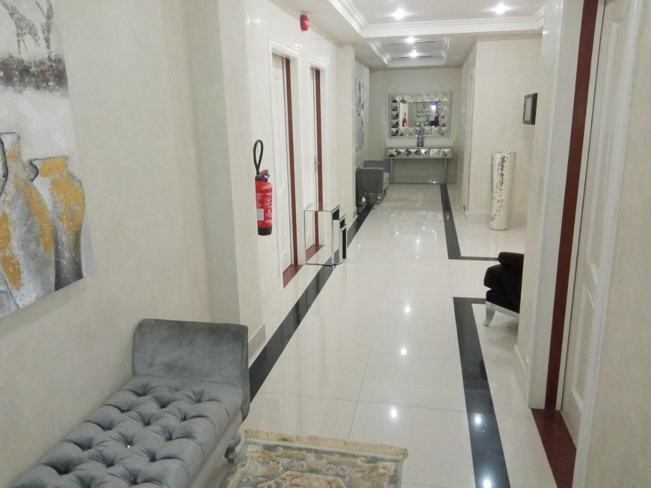Hotel Amaritsah Brazzaville Ngoại thất bức ảnh