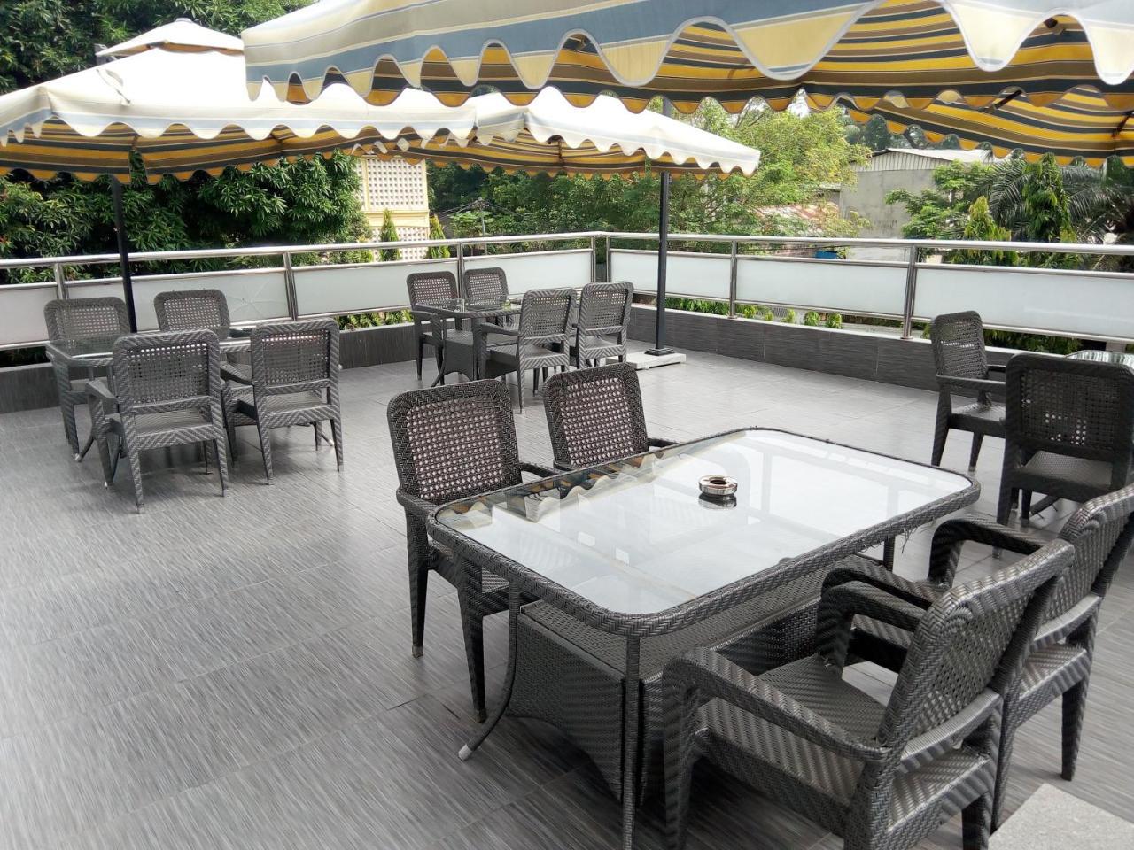 Hotel Amaritsah Brazzaville Ngoại thất bức ảnh