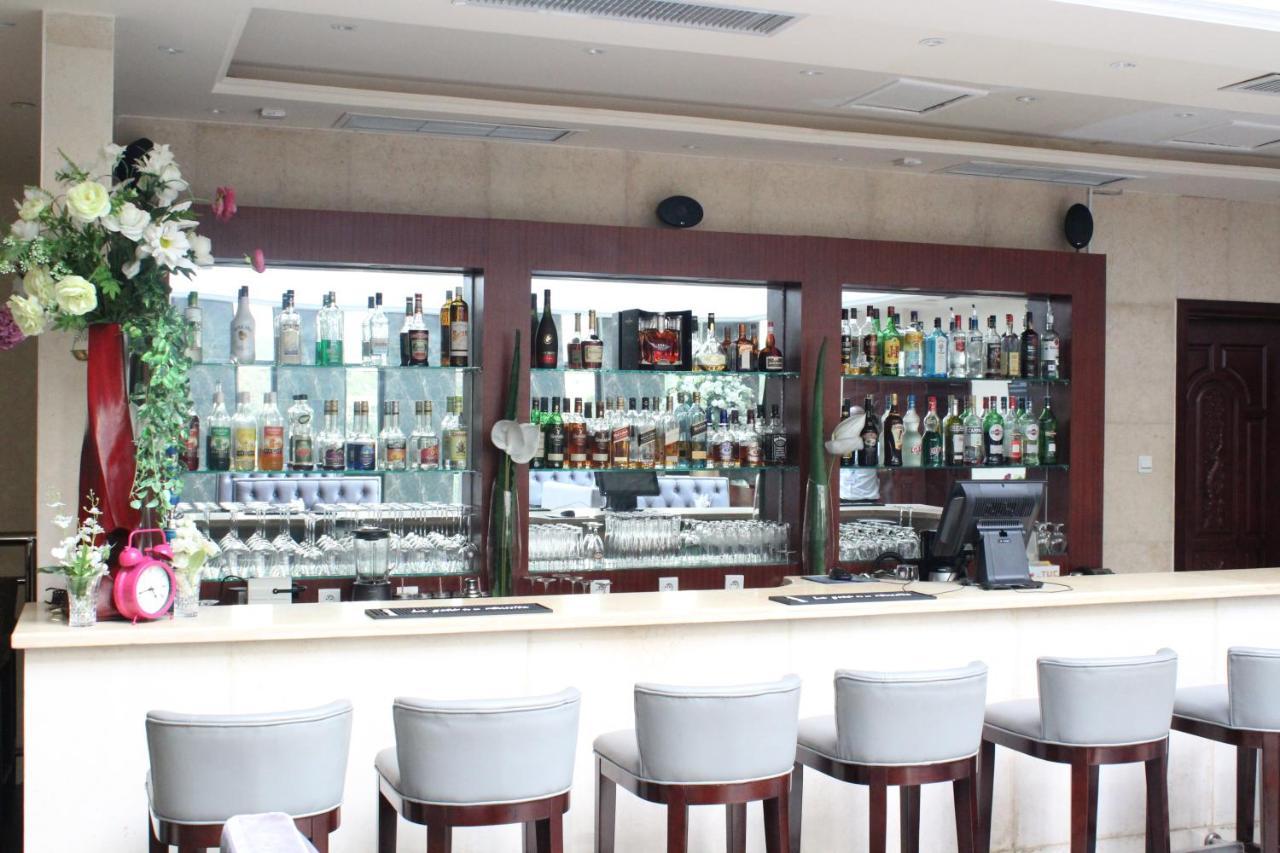 Hotel Amaritsah Brazzaville Ngoại thất bức ảnh