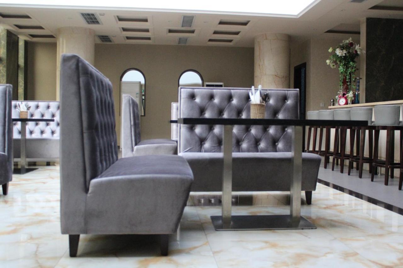 Hotel Amaritsah Brazzaville Ngoại thất bức ảnh