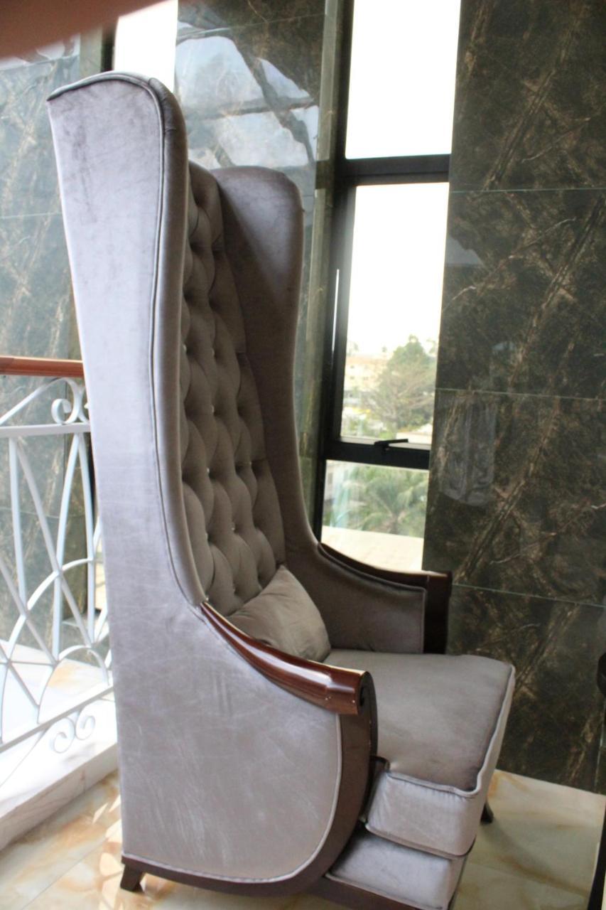 Hotel Amaritsah Brazzaville Ngoại thất bức ảnh