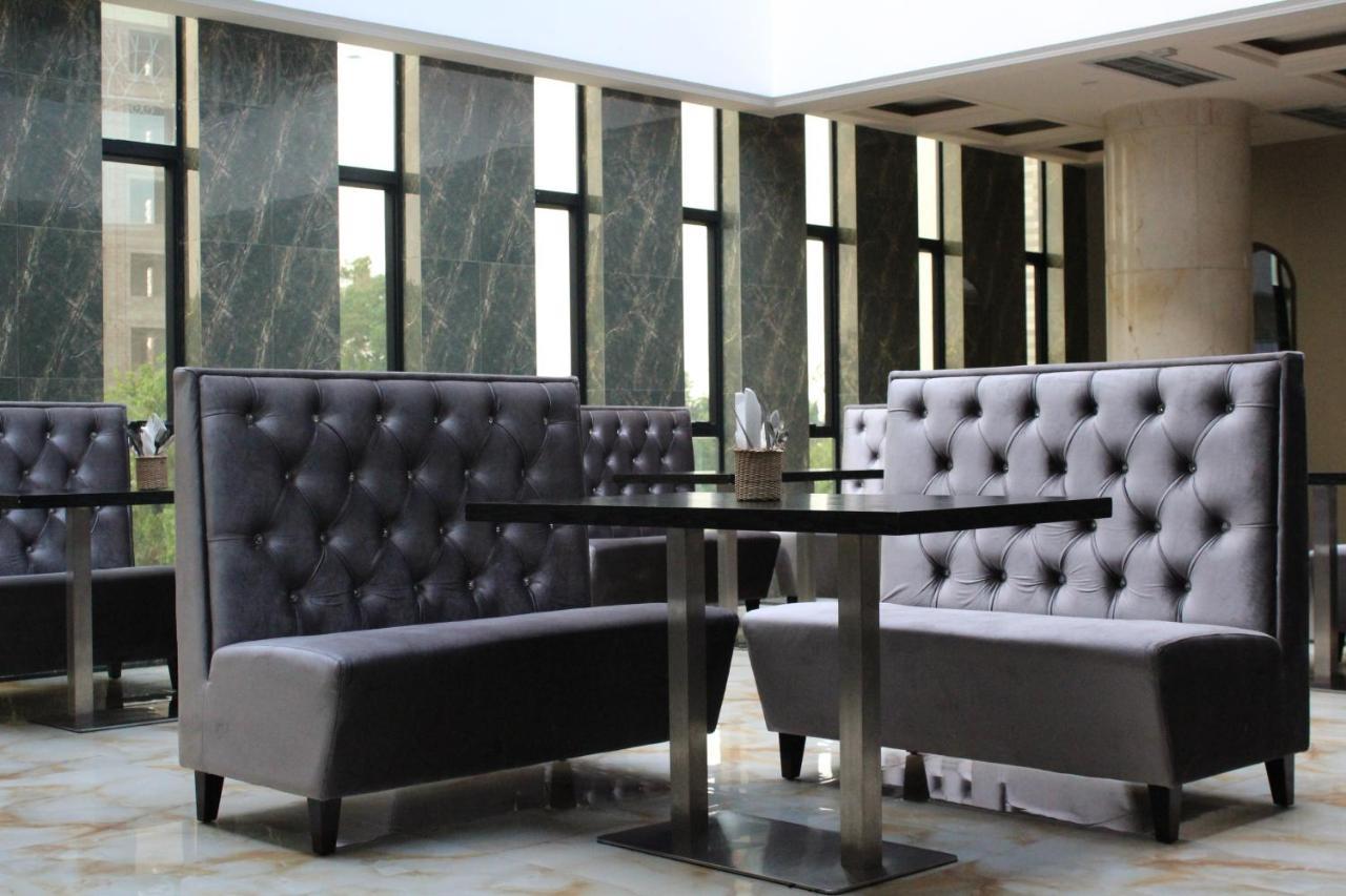 Hotel Amaritsah Brazzaville Ngoại thất bức ảnh